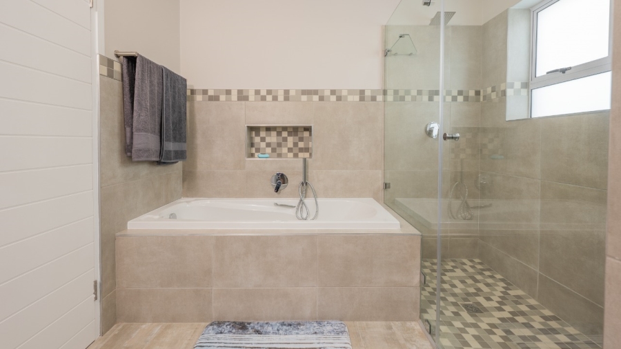 4 Bedroom Property for Sale in Agulhas Western Cape